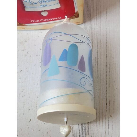 Hallmark our Christmas 2004 ornament Xmas couple love - Picture 8 of 9